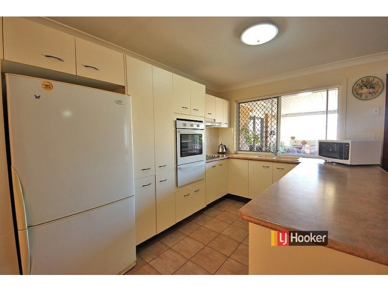 15 Meryll Court, Kallangur QLD 4503