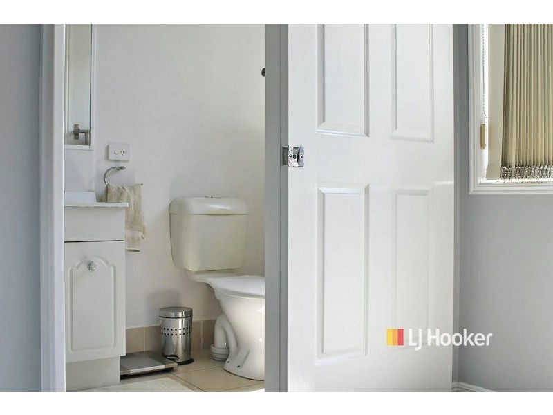 27 Mowbray Court, Kallangur QLD 4503