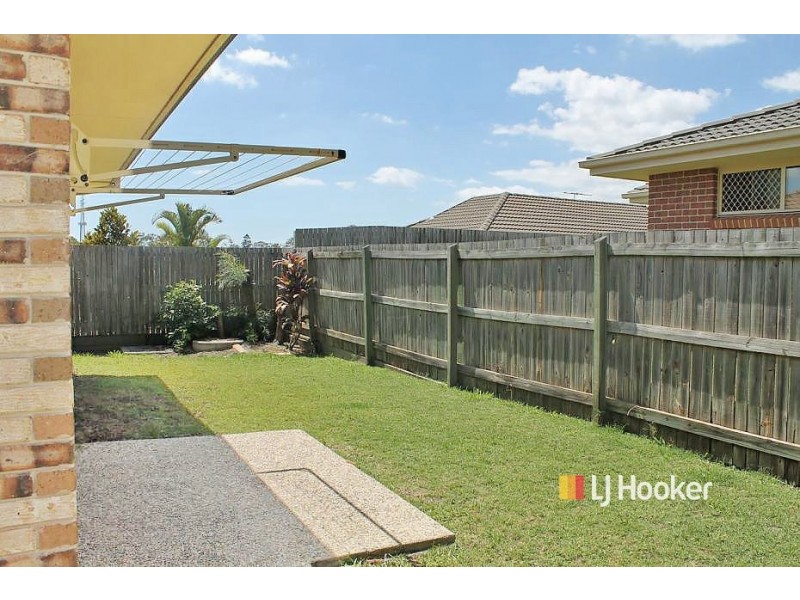 27 Mowbray Court, Kallangur QLD 4503