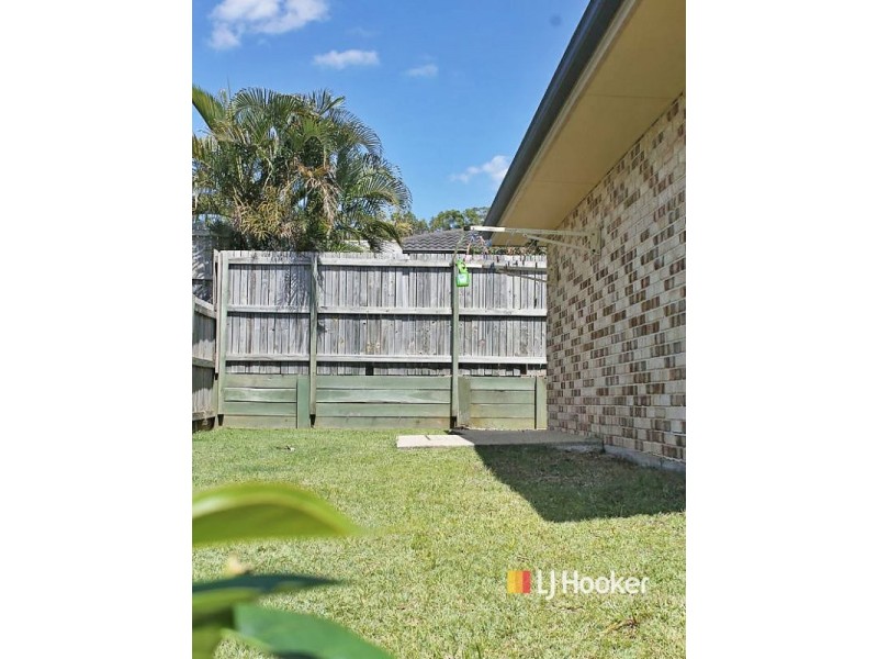 27 Mowbray Court, Kallangur QLD 4503