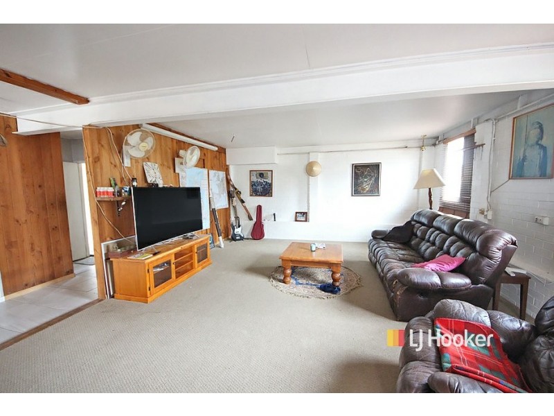 27 Lavercombe Drive, Kallangur QLD 4503