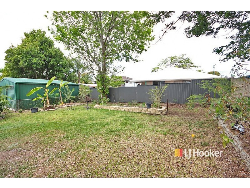 27 Lavercombe Drive, Kallangur QLD 4503