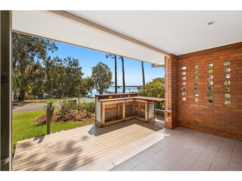 130 Ningi Esplanade, Ningi QLD 4511