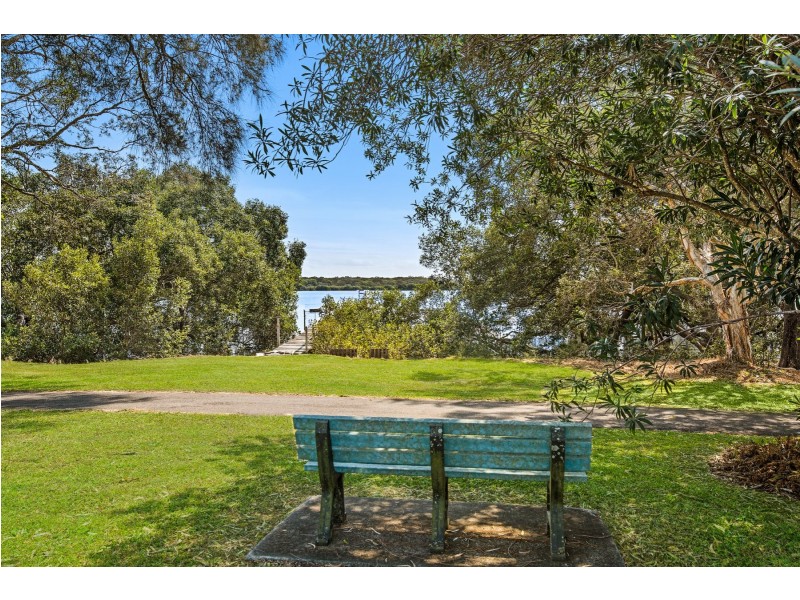 130 Ningi Esplanade, Ningi QLD 4511
