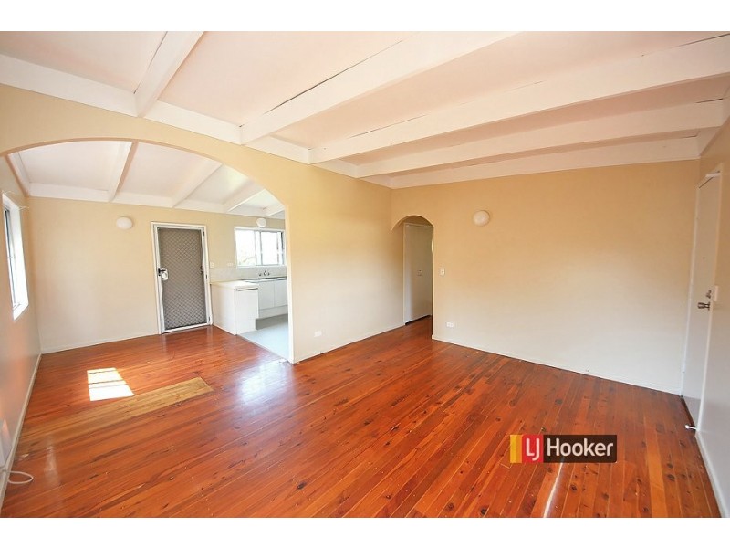 10 Lavercombe Drive, Kallangur QLD 4503