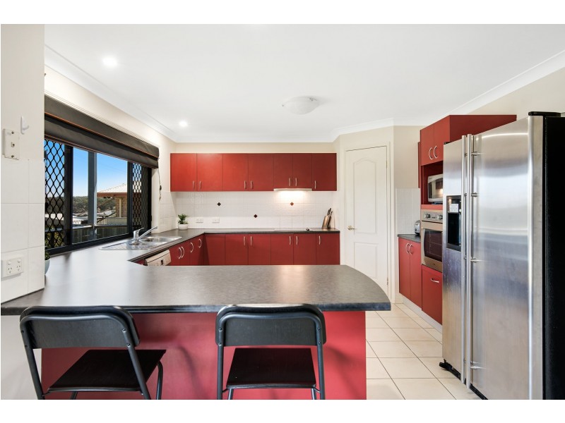 15 Abernant Court, Dakabin QLD 4503