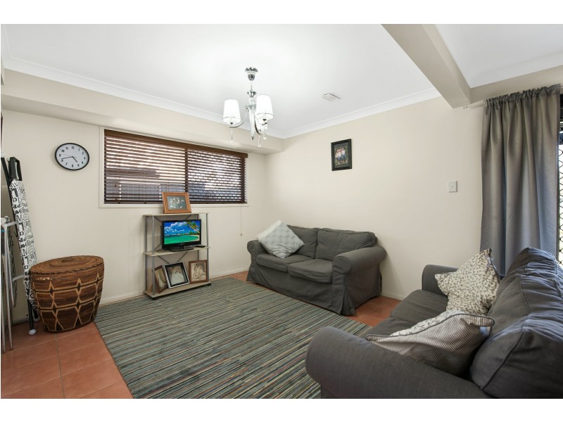 15 Abernant Court, Dakabin QLD 4503