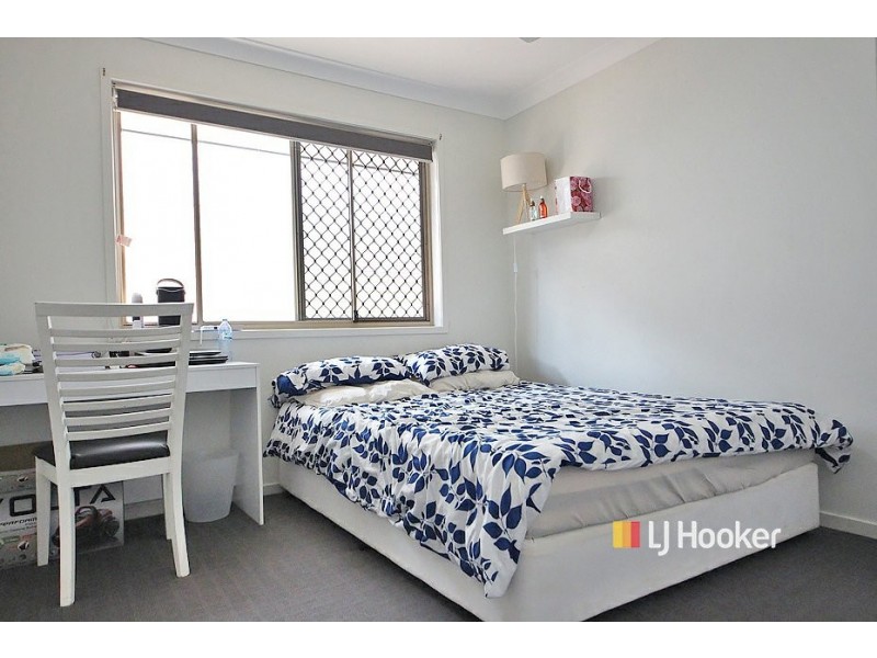 98 Olsen Circuit, Kallangur QLD 4503
