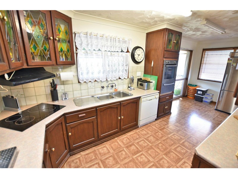 6 Campbell Street, Kallangur QLD 4503