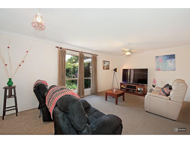 52 Rosebrook Street, Kallangur QLD 4503