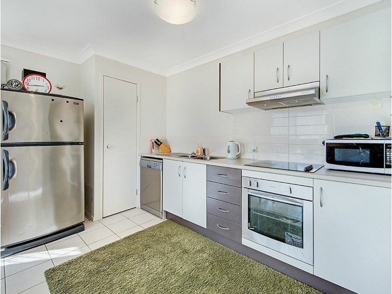 17 Burns Parade, Kallangur QLD 4503