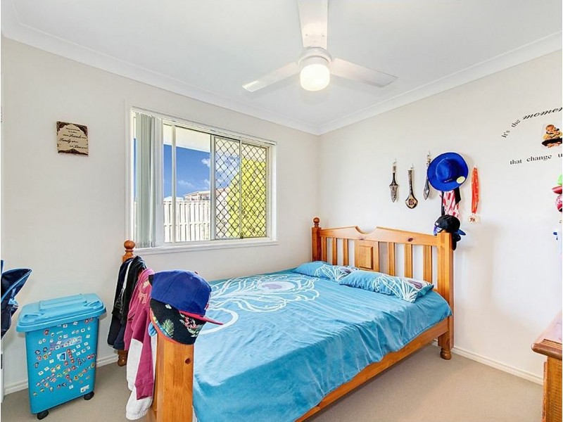 17 Burns Parade, Kallangur QLD 4503