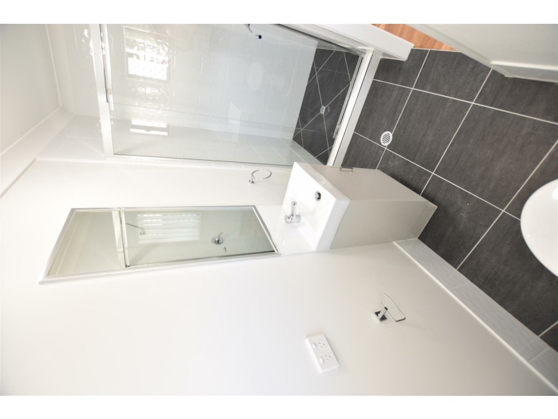 Unit 1/24A Gradi Street, Kallangur QLD 4503