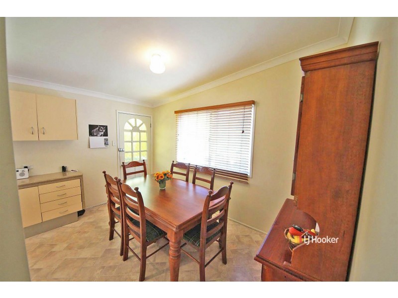 6 Wattle Street, Kallangur QLD 4503