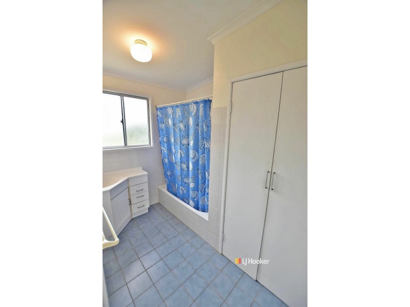 6 Wattle Street, Kallangur QLD 4503