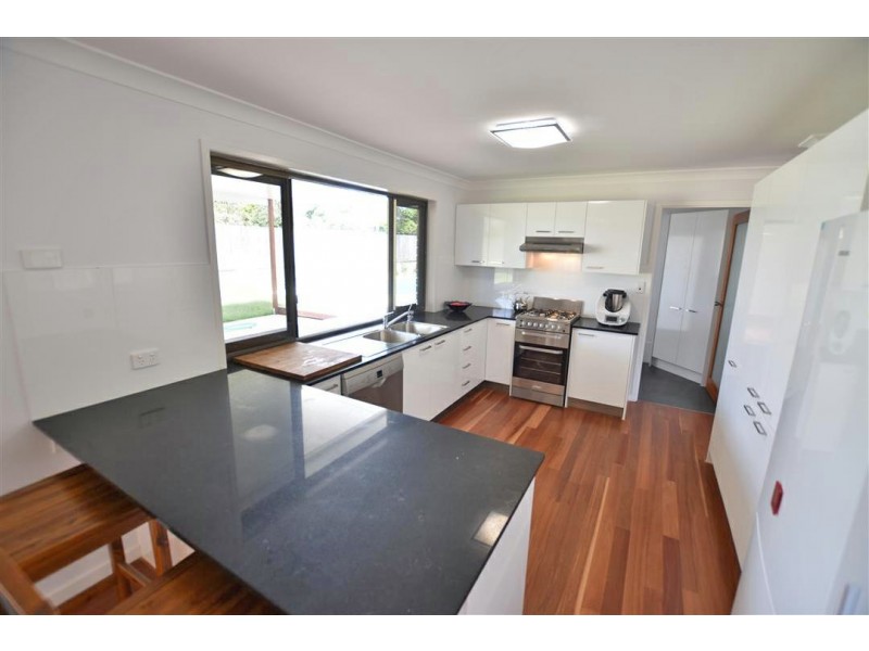 18 Kerr Road, Kallangur QLD 4503