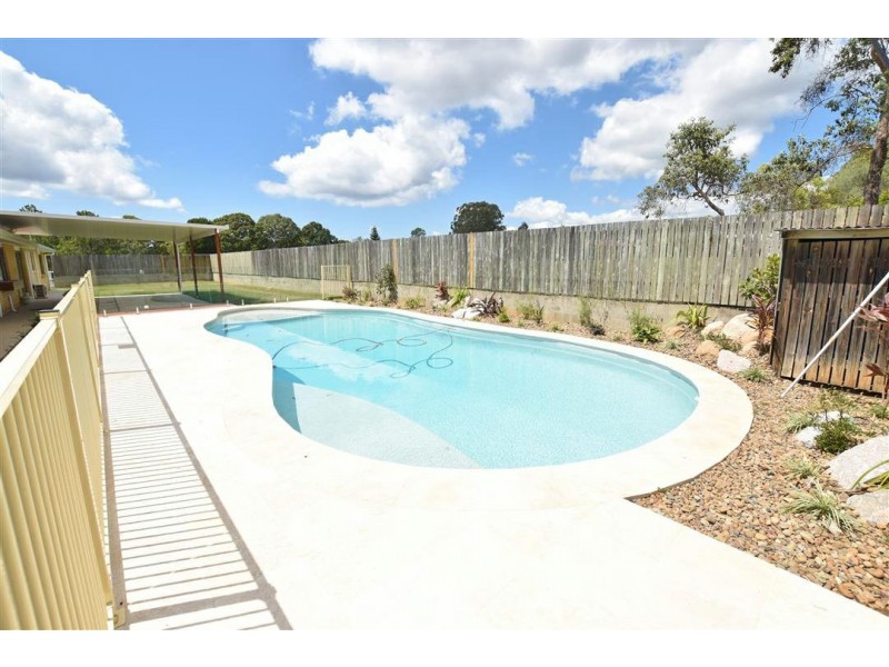 18 Kerr Road, Kallangur QLD 4503
