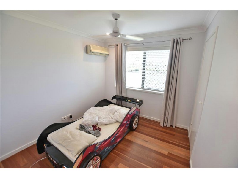 18 Kerr Road, Kallangur QLD 4503