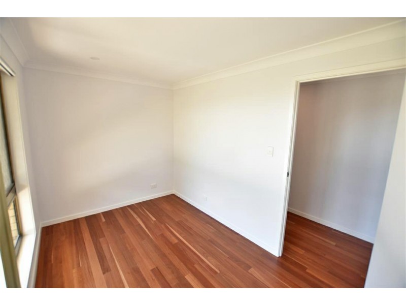 18 Kerr Road, Kallangur QLD 4503