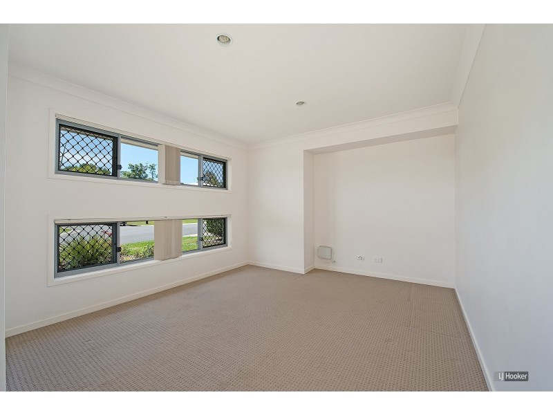 4 Bellthorpe Circuit, Kallangur QLD 4503