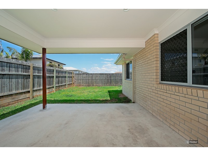 4 Bellthorpe Circuit, Kallangur QLD 4503