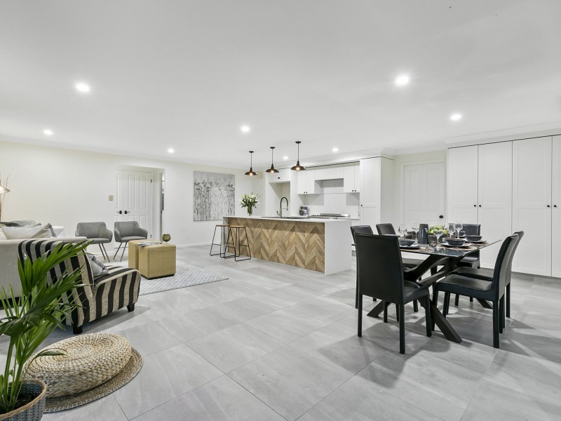 27 Winchcombe Avenue, Murrumba Downs QLD 4503