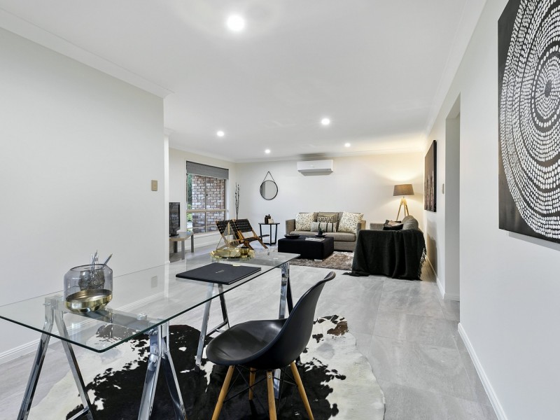 27 Winchcombe Avenue, Murrumba Downs QLD 4503