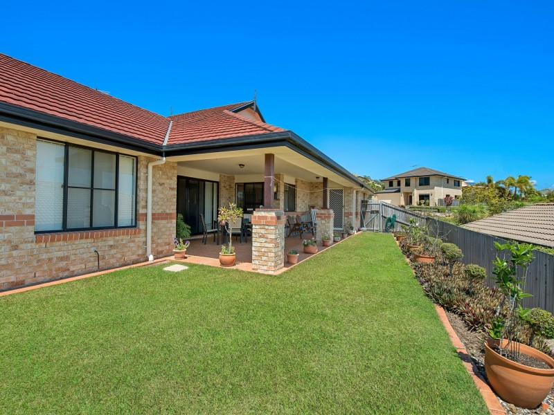 11 Ruby Crescent, Petrie QLD 4502