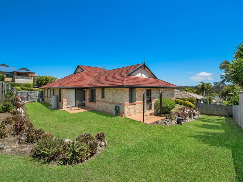 11 Ruby Crescent, Petrie QLD 4502