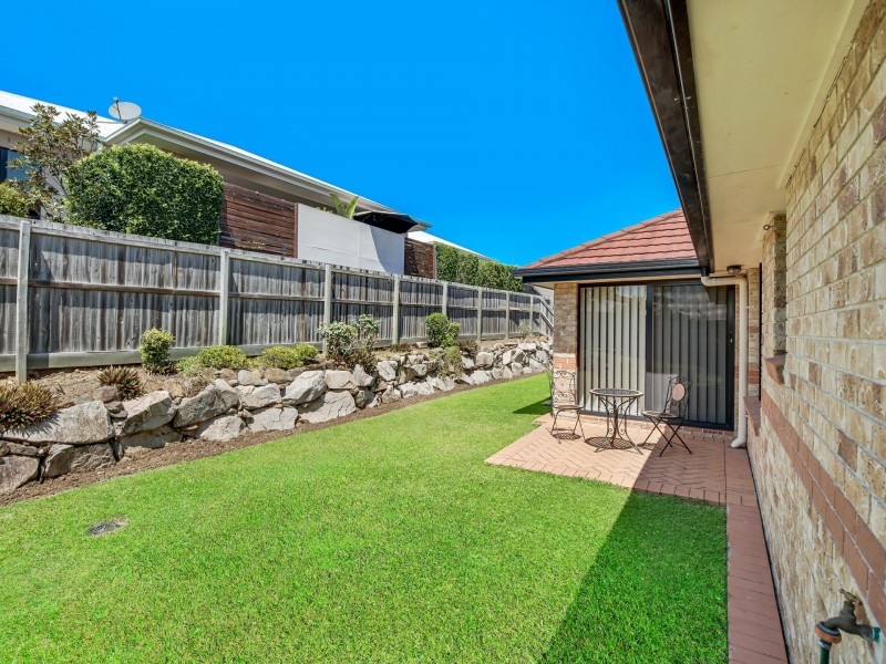 11 Ruby Crescent, Petrie QLD 4502