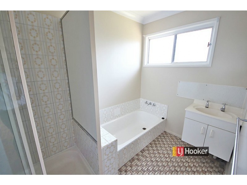 10 Lavercombe Drive, Kallangur QLD 4503