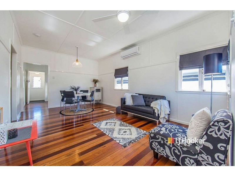 1 Frank Street, Scarborough QLD 4020