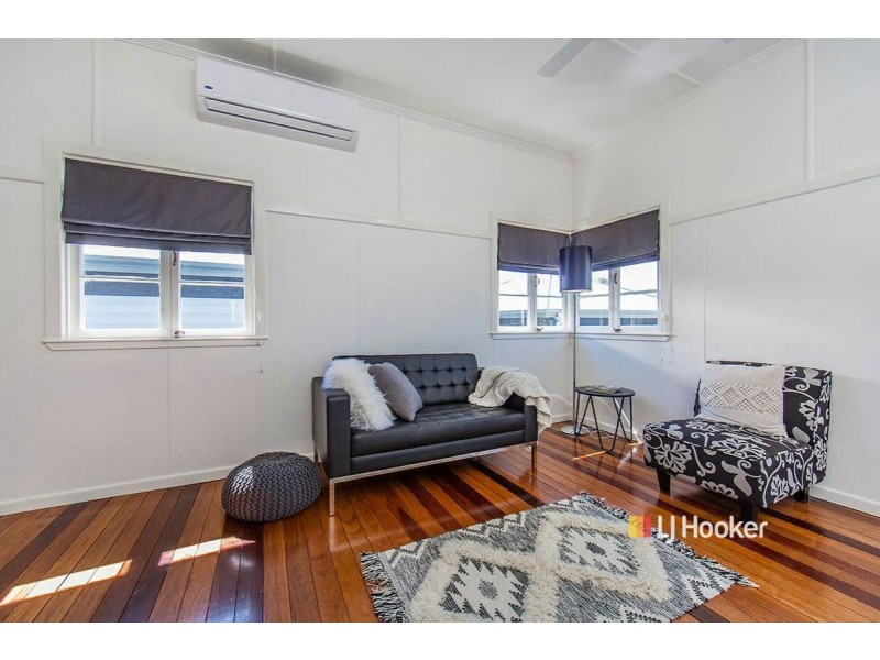1 Frank Street, Scarborough QLD 4020