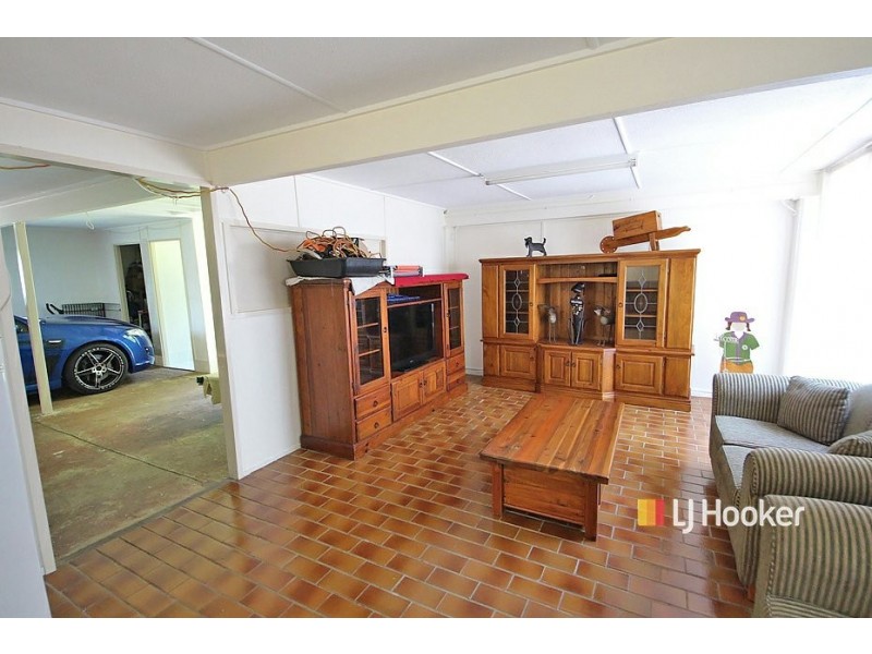 5 Loowa Street, Kallangur QLD 4503