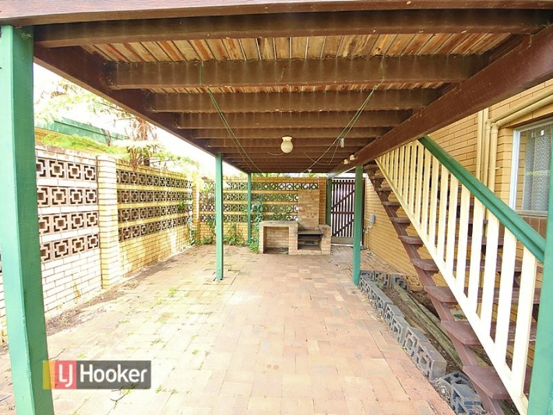 11 Curtis Road, Kallangur QLD 4503