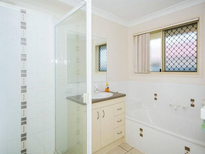 10 Evert Court, Morayfield QLD 4506