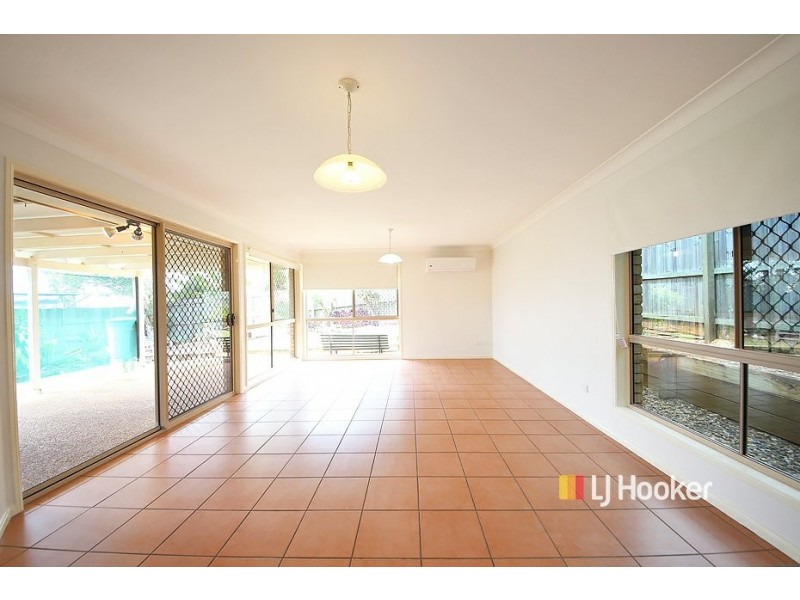 11 Esk Place, Kallangur QLD 4503