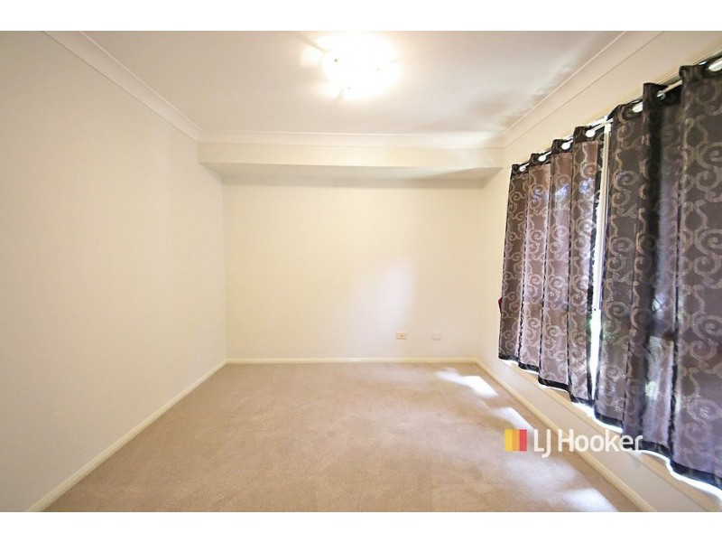 11 Esk Place, Kallangur QLD 4503