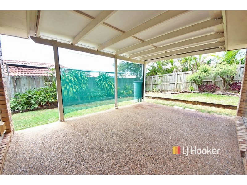 11 Esk Place, Kallangur QLD 4503