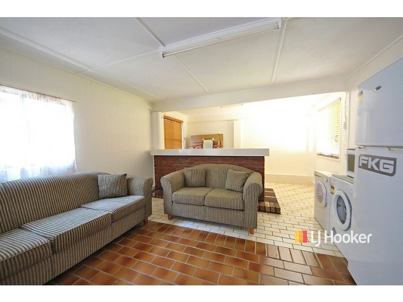 5 Loowa Street, Kallangur QLD 4503