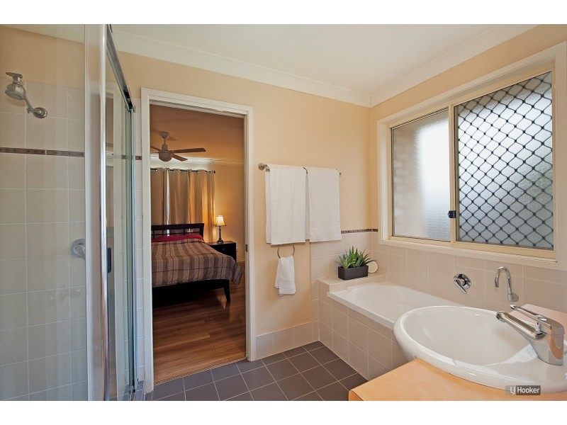 6 Ulysses Street, Kallangur QLD 4503