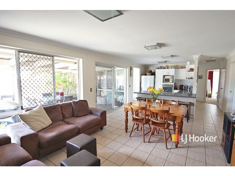 6 Burnett Drive, Murrumba Downs QLD 4503