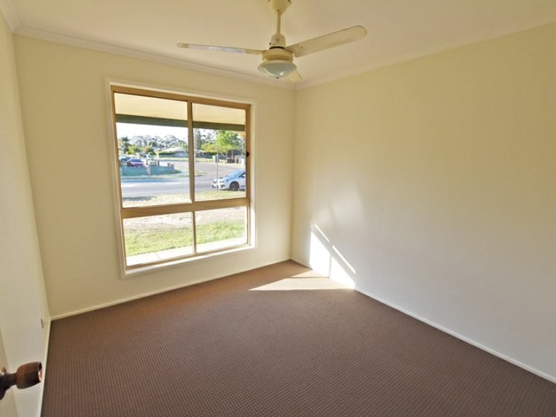 45 Cresthaven Drive, Morayfield QLD 4506