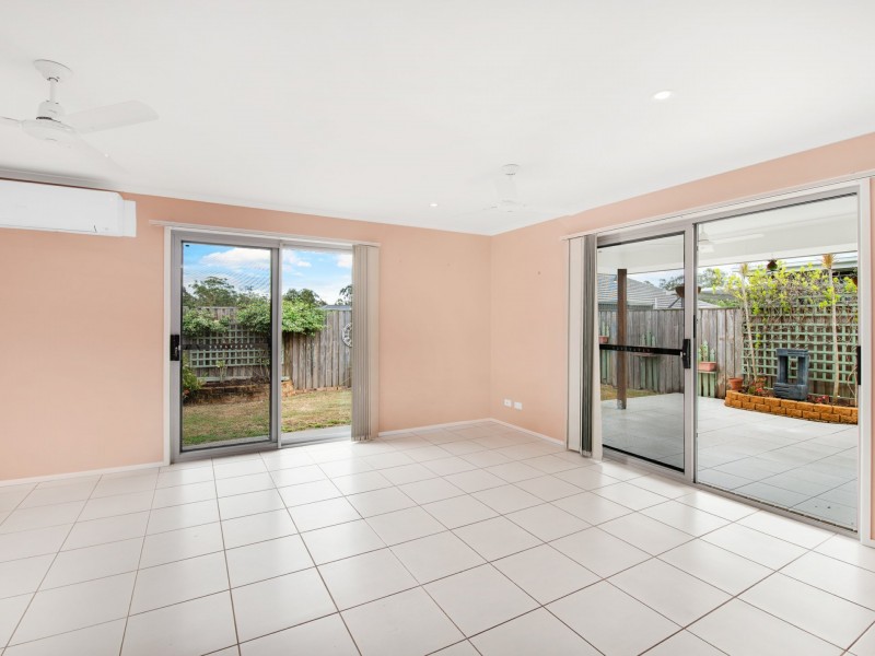 17 Grace Crescent, Narangba QLD 4504