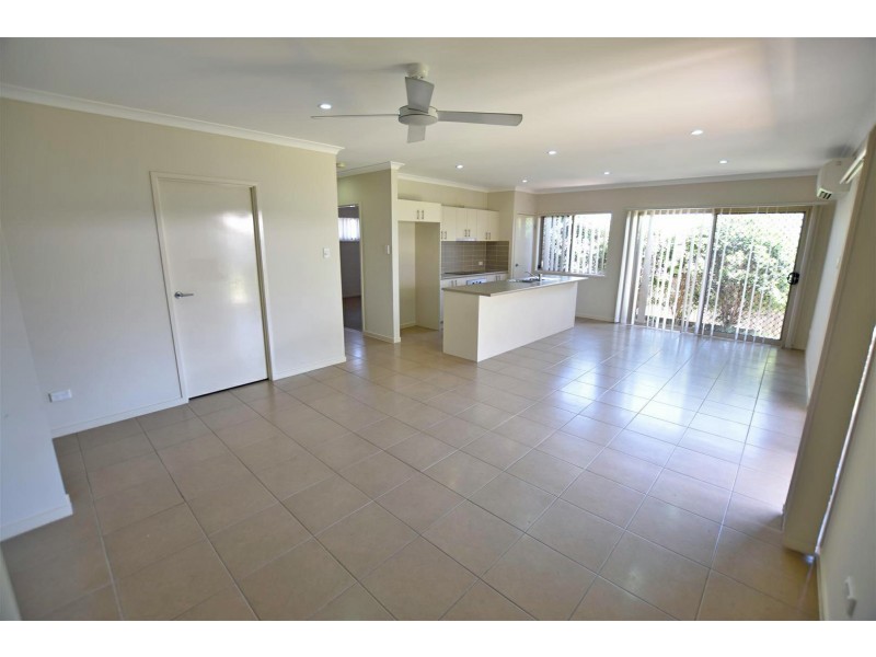 21 Applewood Court, Kallangur QLD 4503