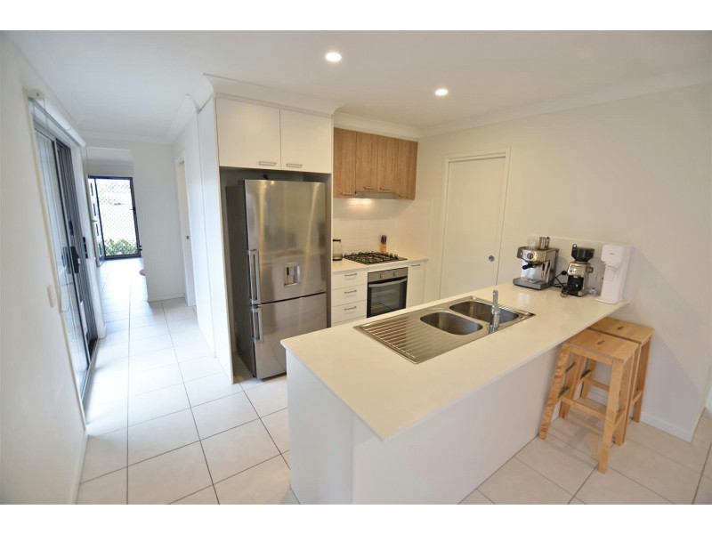 42 Gardenia Circuit, Dakabin QLD 4503