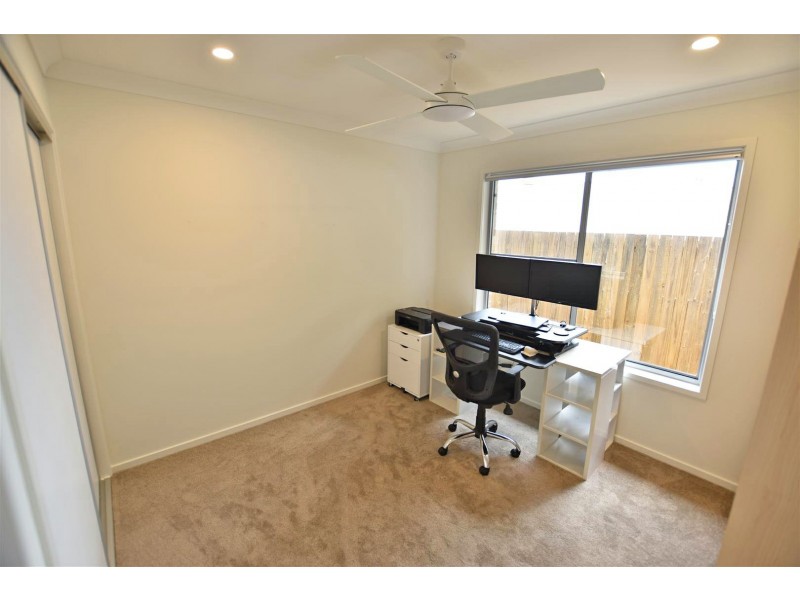 42 Gardenia Circuit, Dakabin QLD 4503