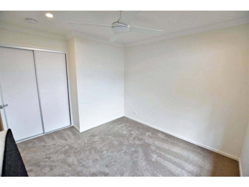 42 Gardenia Circuit, Dakabin QLD 4503
