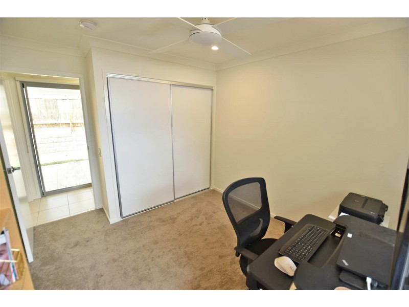 42 Gardenia Circuit, Dakabin QLD 4503