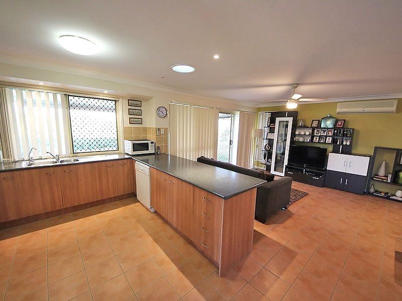 North Lakes QLD 4509